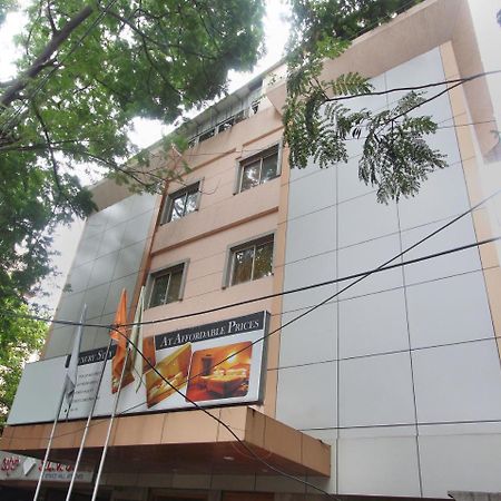 Oyo 15781 Shree Adiga Residency Hotel Bangalore Luaran gambar