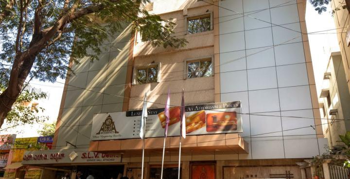 Oyo 15781 Shree Adiga Residency Hotel Bangalore Luaran gambar