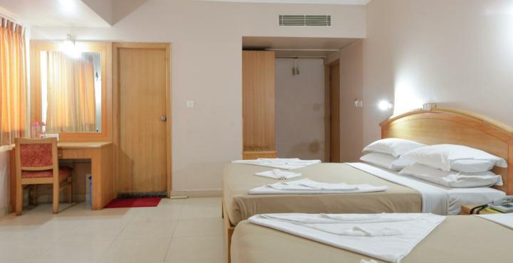 Oyo 15781 Shree Adiga Residency Hotel Bangalore Luaran gambar