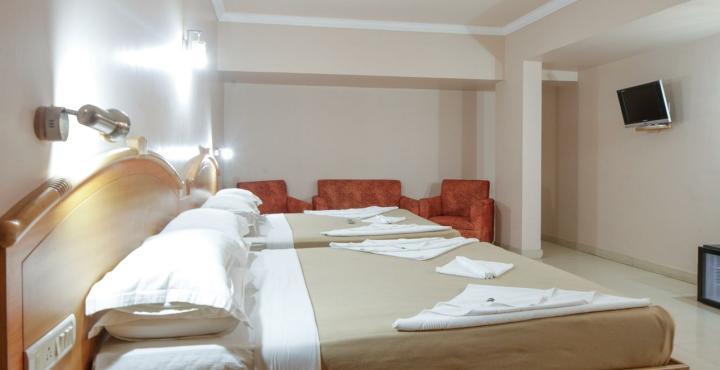Oyo 15781 Shree Adiga Residency Hotel Bangalore Luaran gambar