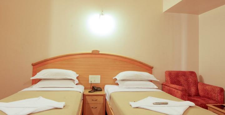 Oyo 15781 Shree Adiga Residency Hotel Bangalore Luaran gambar