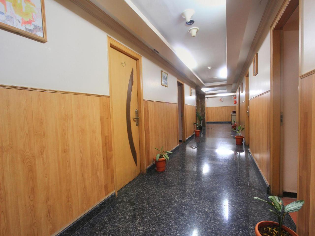 Oyo 15781 Shree Adiga Residency Hotel Bangalore Luaran gambar