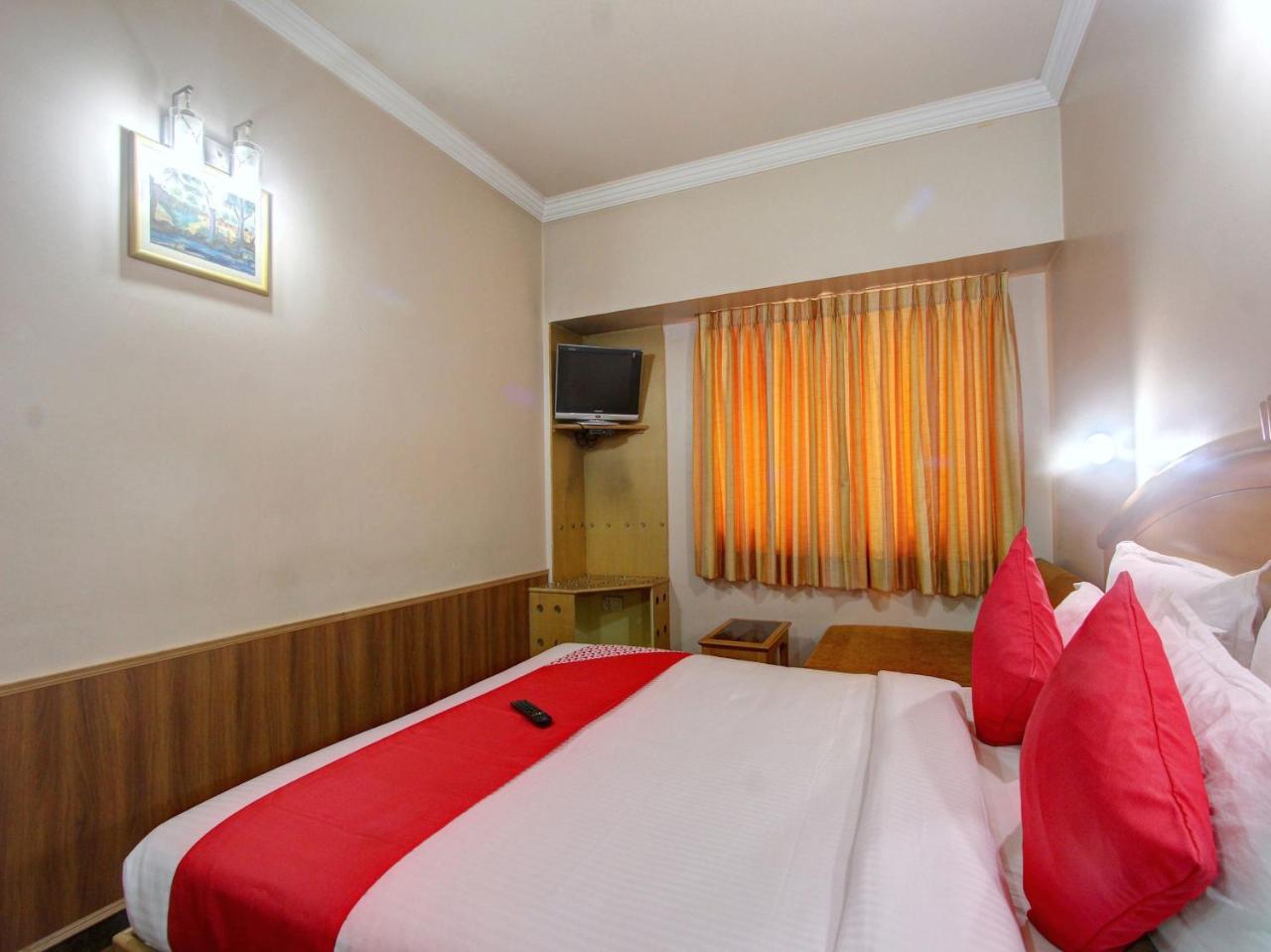 Oyo 15781 Shree Adiga Residency Hotel Bangalore Luaran gambar