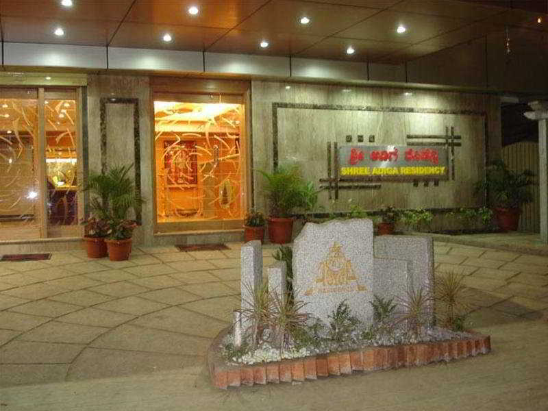 Oyo 15781 Shree Adiga Residency Hotel Bangalore Luaran gambar