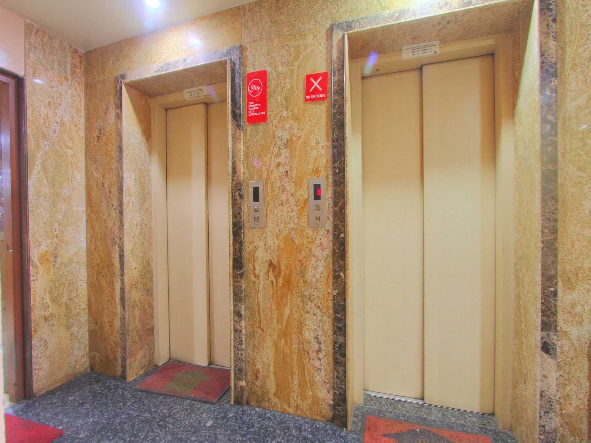 Oyo 15781 Shree Adiga Residency Hotel Bangalore Luaran gambar